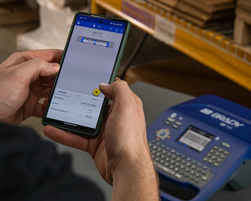 A label being designed on the M710 label peinter.